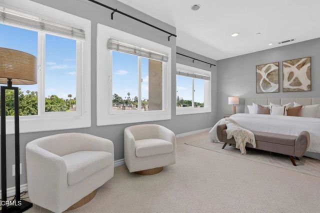 270 E Glenarm Street 105, Pasadena, CA 91106