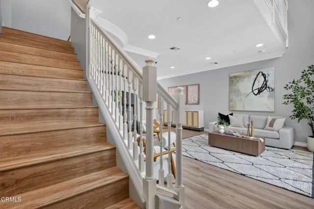 270 E Glenarm Street 105, Pasadena, CA 91106