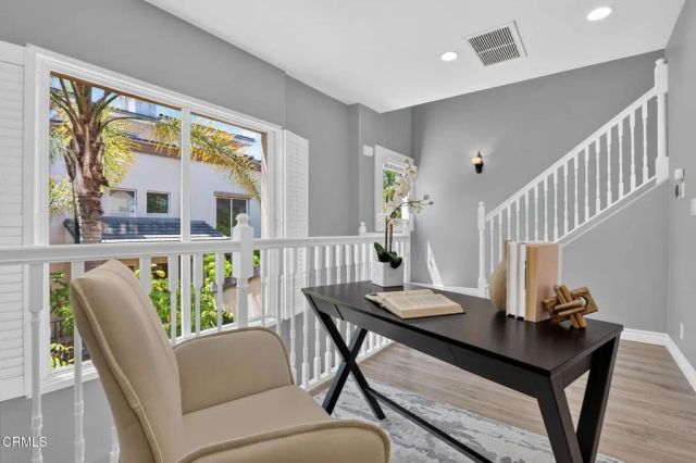 270 E Glenarm Street 105, Pasadena, CA 91106