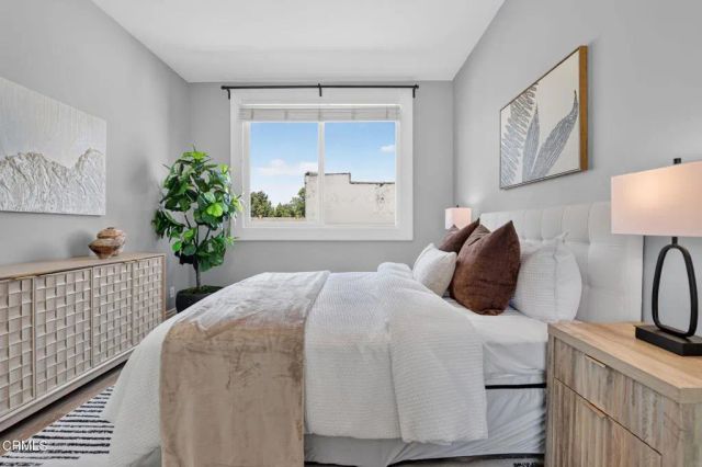 270 E Glenarm Street 105, Pasadena, CA 91106