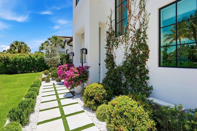 232 Linda Lane, West Palm Beach, FL 33405