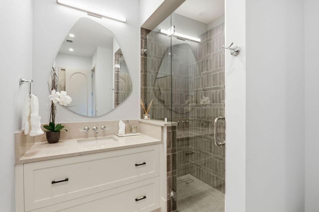232 Linda Lane, West Palm Beach, FL 33405