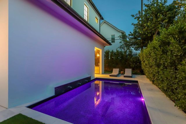 232 Linda Lane, West Palm Beach, FL 33405