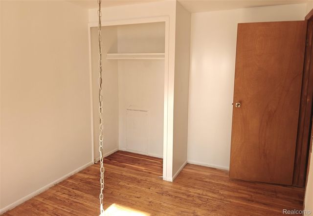 22150 Haig Street, Taylor, MI 48180