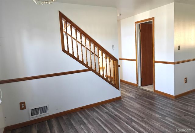 22150 Haig Street, Taylor, MI 48180