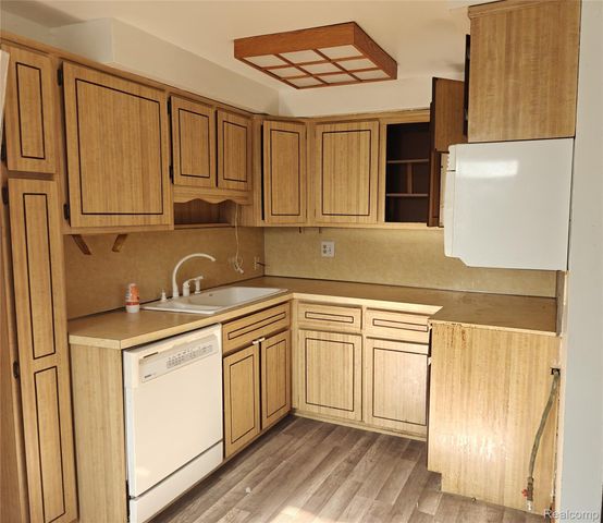 22150 Haig Street, Taylor, MI 48180