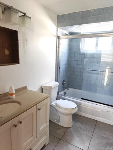 22150 Haig Street, Taylor, MI 48180