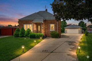 3438 La Salle Court, Franklin Park, IL 60131