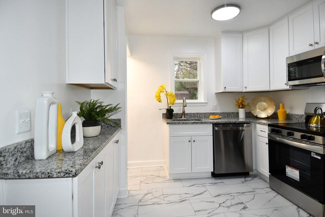 9723 NARRAGANSETT PKWY, College Park, MD 20740