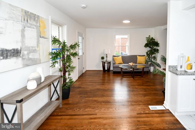 9723 NARRAGANSETT PKWY, College Park, MD 20740