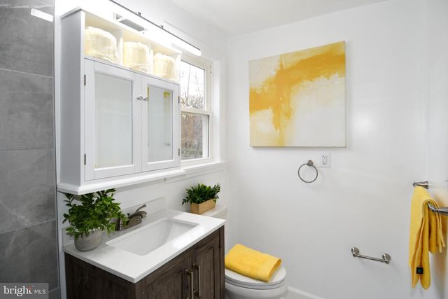 9723 NARRAGANSETT PKWY, College Park, MD 20740