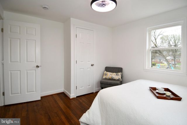 9723 NARRAGANSETT PKWY, College Park, MD 20740