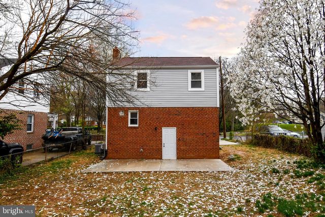 9723 NARRAGANSETT PKWY, College Park, MD 20740