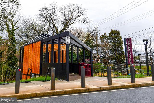 9723 NARRAGANSETT PKWY, College Park, MD 20740