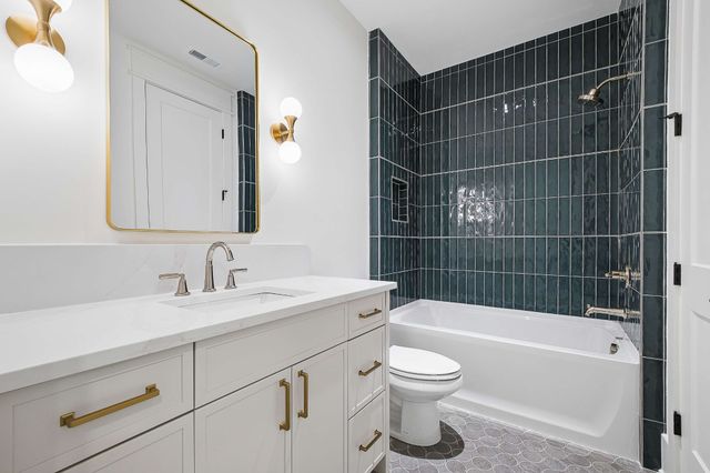 5448B Franklin Pike Cir, Brentwood, TN 37027