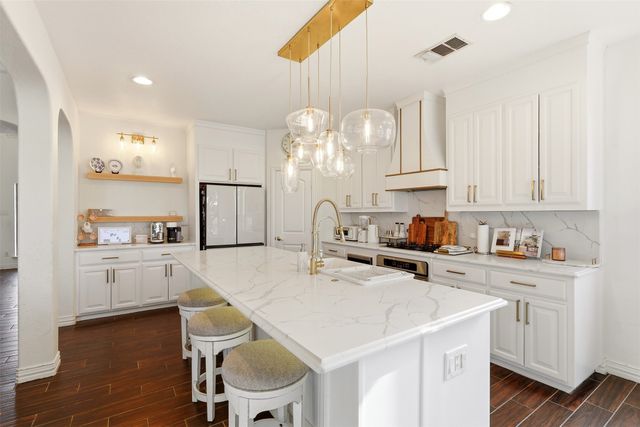 775 Burr Oak Drive, Frisco, TX 75033