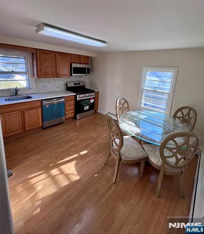 674 10th Street, Lyndhurst, NJ 07071