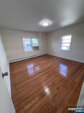 674 10th Street, Lyndhurst, NJ 07071