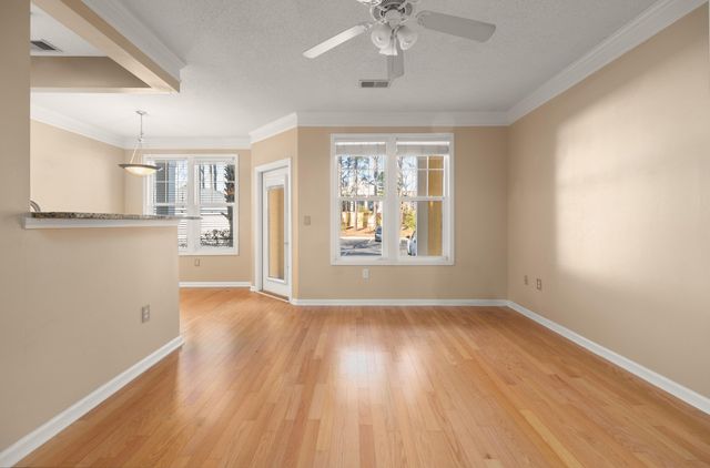 2111 Chatelain Way, Mount Pleasant, SC 29464