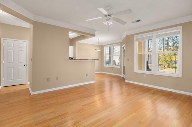 2111 Chatelain Way, Mount Pleasant, SC 29464