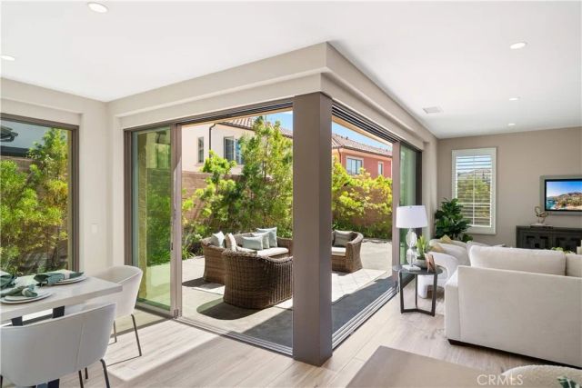 116 Tritone, Irvine, CA 92602