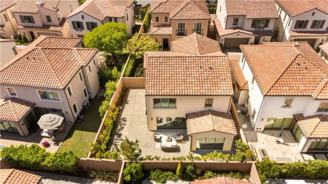 116 Tritone, Irvine, CA 92602