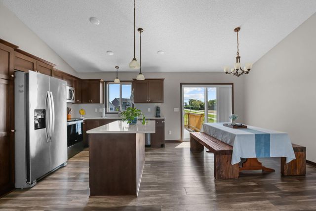 8522 Ebersole Avenue NE, Monticello, MN 55362