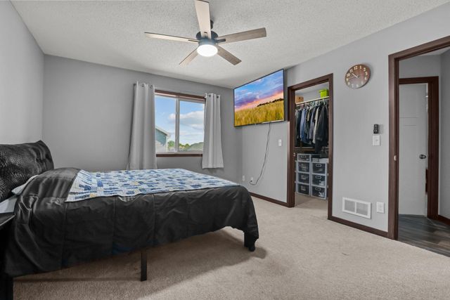 8522 Ebersole Avenue NE, Monticello, MN 55362