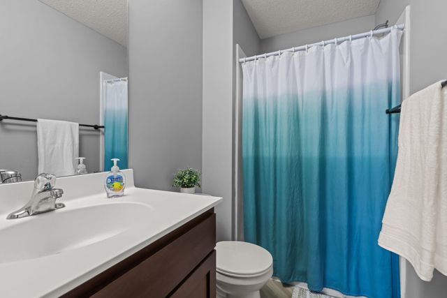 8522 Ebersole Avenue NE, Monticello, MN 55362