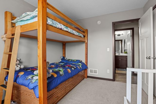 8522 Ebersole Avenue NE, Monticello, MN 55362