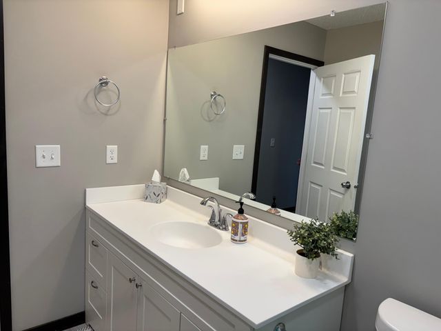 8522 Ebersole Avenue NE, Monticello, MN 55362