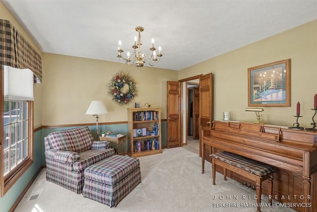 2276 Old Dominion Court, Kentwood, MI 49508