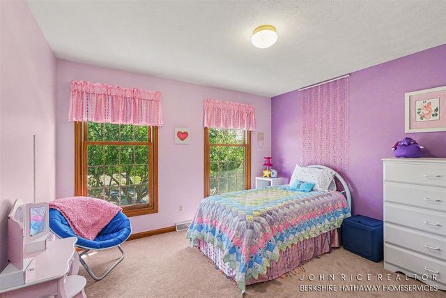 2276 Old Dominion Court, Kentwood, MI 49508
