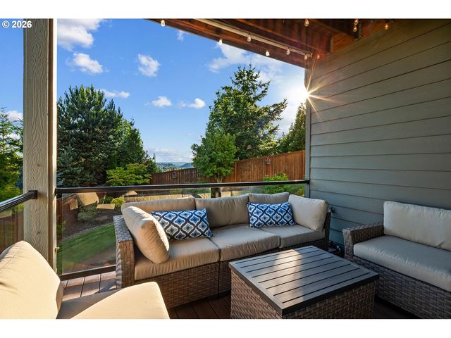 12481 Se VERLIE St, Happy Valley, OR 97086