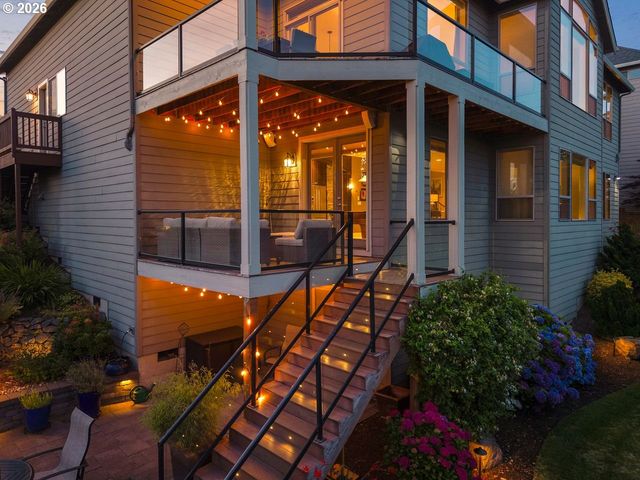 12481 Se VERLIE St, Happy Valley, OR 97086