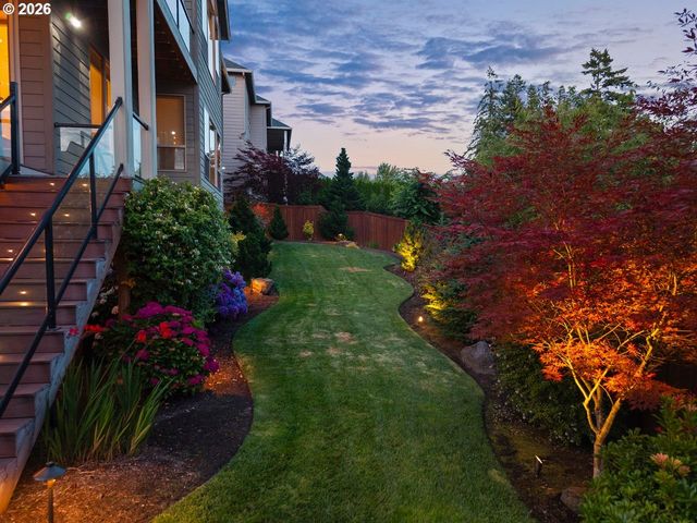 12481 Se VERLIE St, Happy Valley, OR 97086
