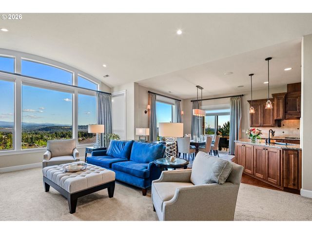 12481 Se VERLIE St, Happy Valley, OR 97086