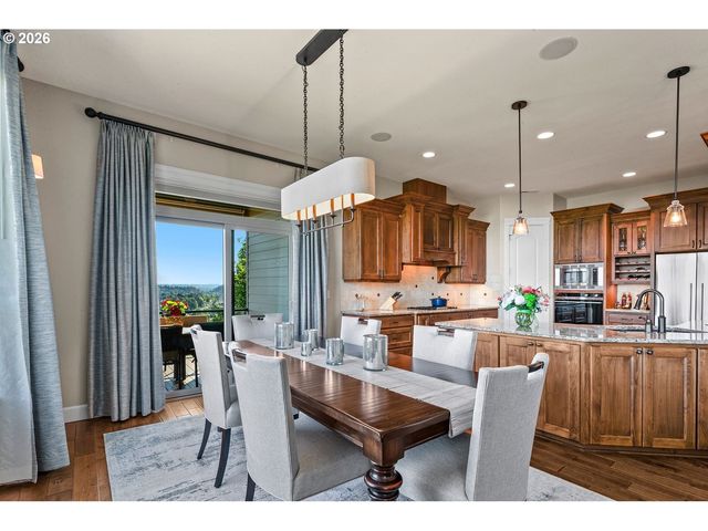 12481 Se VERLIE St, Happy Valley, OR 97086