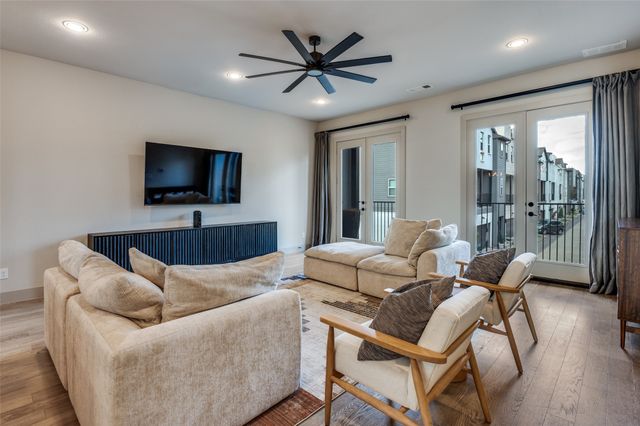 1434 Elevado Drive, Dallas, TX 75212