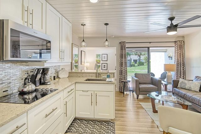 3545 LONGMEADOW 23, Sarasota, FL 34235