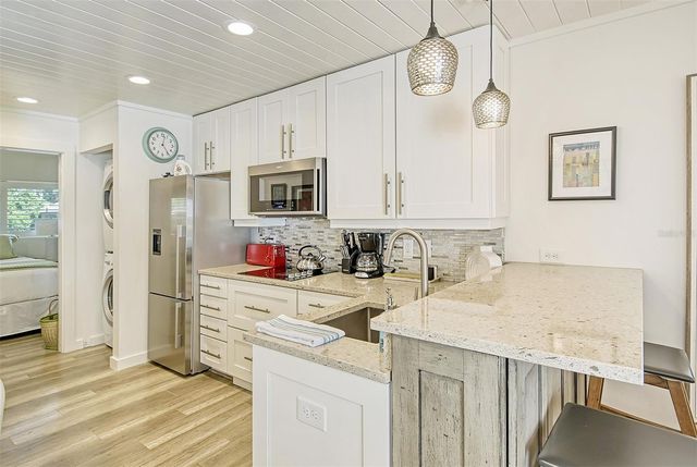 3545 LONGMEADOW 23, Sarasota, FL 34235