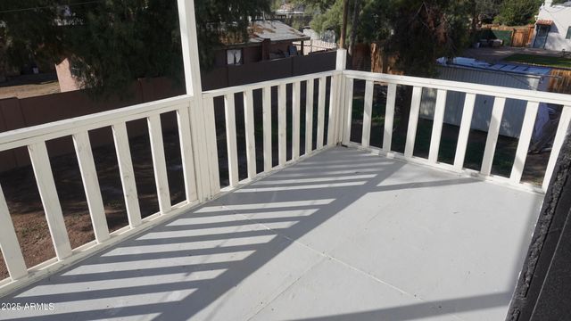 1044 E Whitton Avenue back, Phoenix, AZ 85014