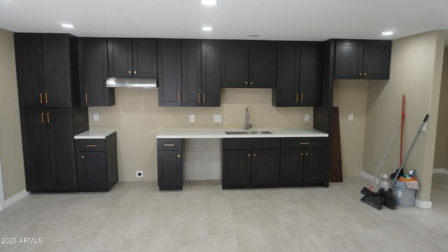 1044 E Whitton Avenue back, Phoenix, AZ 85014