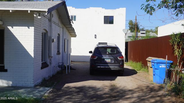 1044 E Whitton Avenue back, Phoenix, AZ 85014