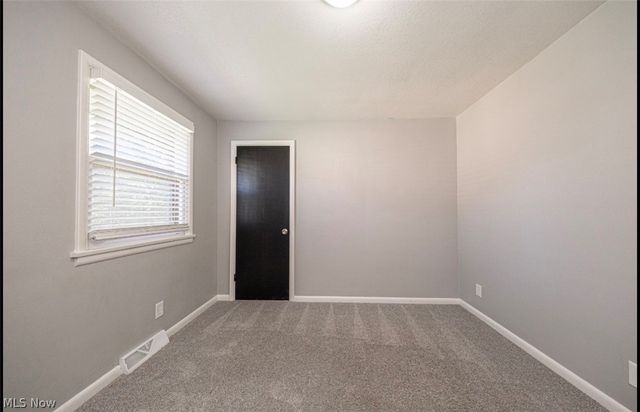 3525 Shirley Road, Youngstown, OH 44502