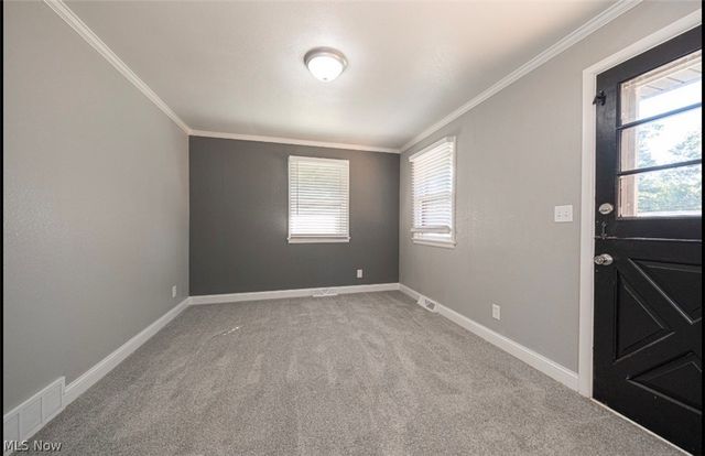 3525 Shirley Road, Youngstown, OH 44502
