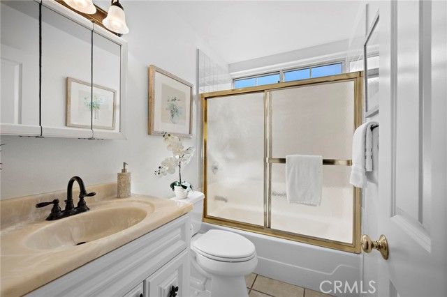 5711 Rogers Drive, Huntington Beach, CA 92649