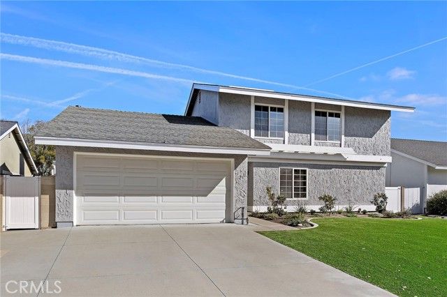 5711 Rogers Drive, Huntington Beach, CA 92649