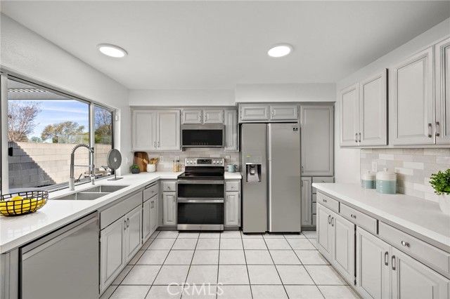 5711 Rogers Drive, Huntington Beach, CA 92649