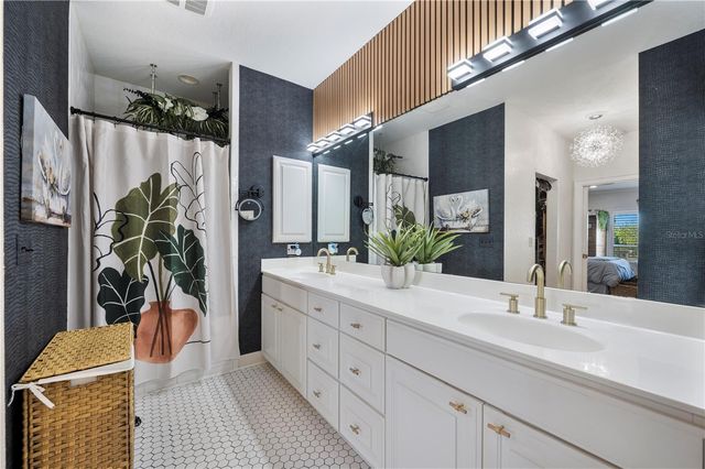 2214 COVENTRY AVENUE, Lakeland, FL 33803